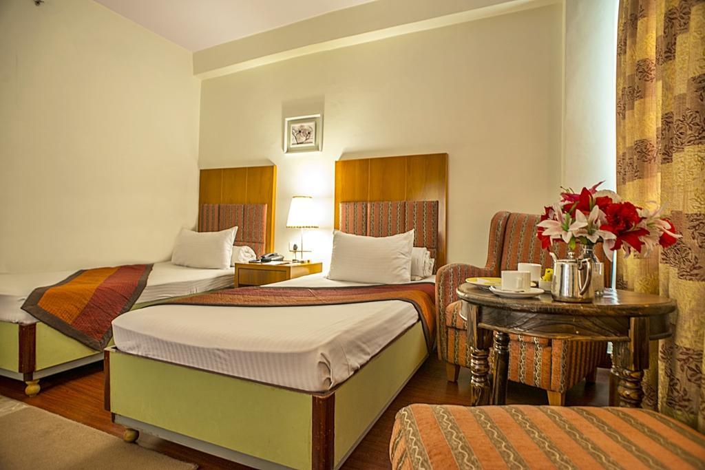 Hotel Jaipur Palace Kamer foto