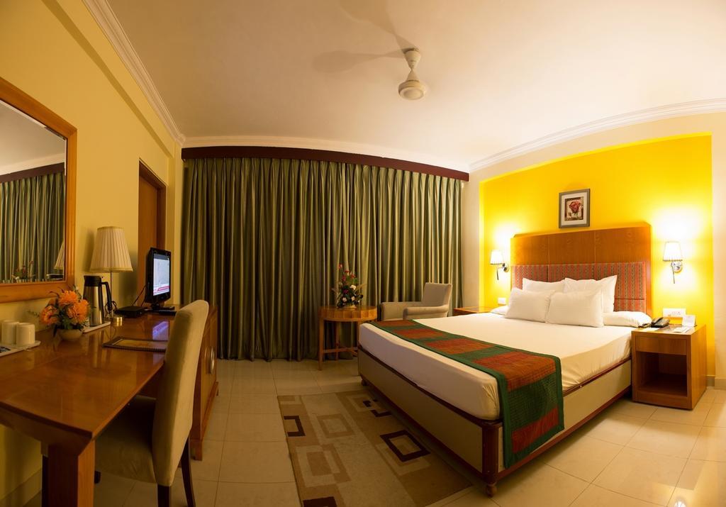 Hotel Jaipur Palace Kamer foto