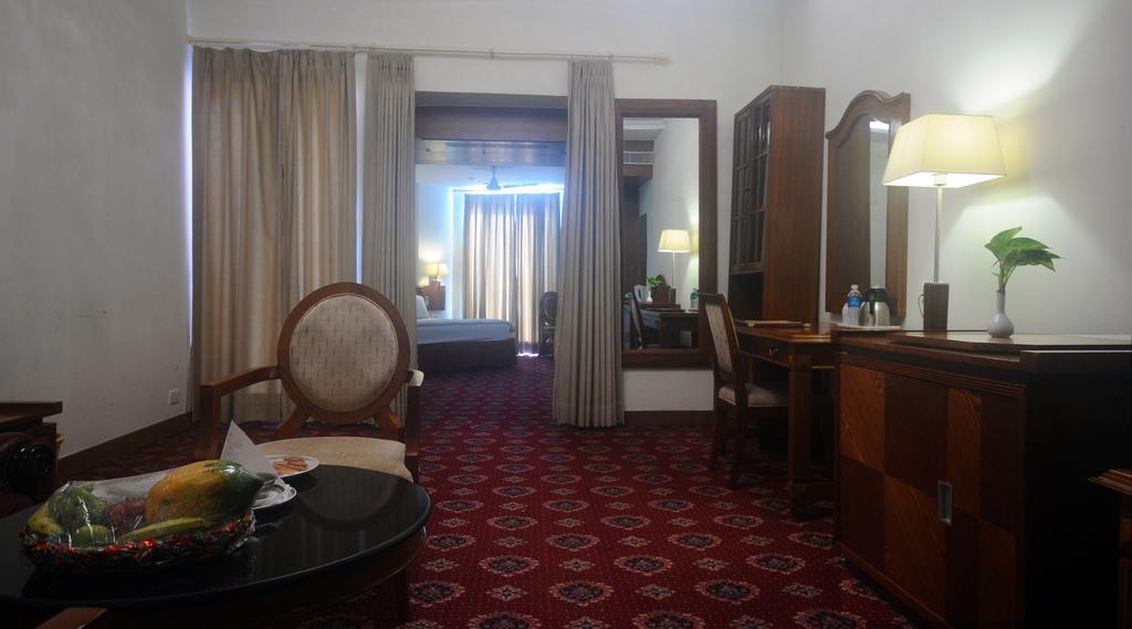 Hotel Jaipur Palace Kamer foto