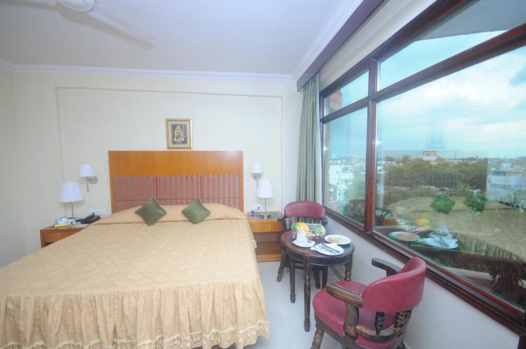 Hotel Jaipur Palace Kamer foto