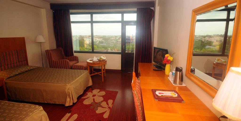 Hotel Jaipur Palace Kamer foto