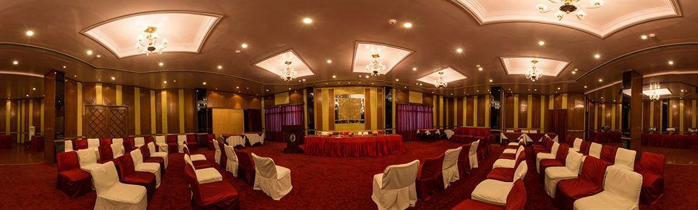 Hotel Jaipur Palace Buitenkant foto